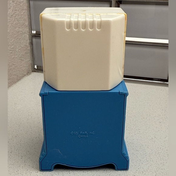 Vintage Fisher-Price Loving Family Dollhouse Blue TV Television - Picture 6 of 16